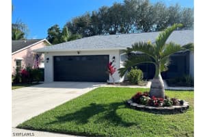480 Saint Andrews Blvd 14, Naples
