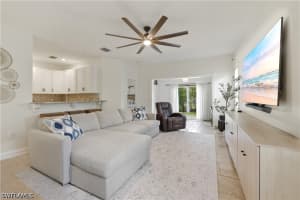 415 Crossfield Circle, Naples, FL 34104 - MLS#226013800