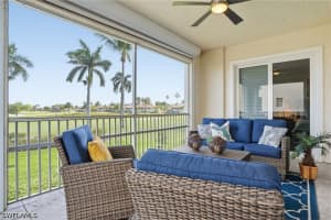11110 Harbour Yacht Ct 32a, Fort Myers