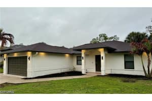 2060 22nd Ave Ne, Naples