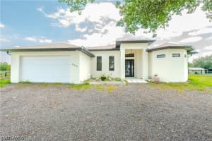 655 Olivo Street, Clewiston, FL 33440 - MLS#226013837