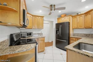 9874 Campbell Cir, Naples