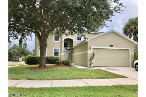 74 Burnt Pine Dr, Naples