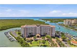 13105 Vanderbilt Dr 407, Naples