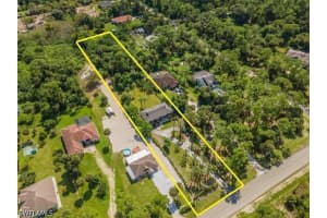 1740 16th Street, Naples, FL 34120 - MLS#226013866