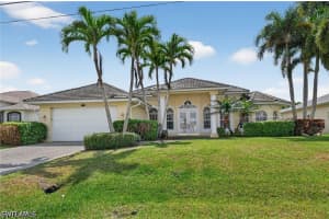 1414 2nd Terrace, Cape Coral, FL 33909 - MLS#226013881