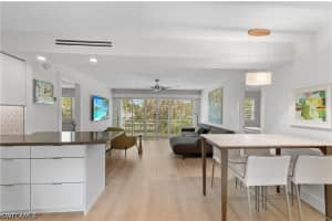 568 12th Avenue, Naples, FL 34102 - MLS#226013898