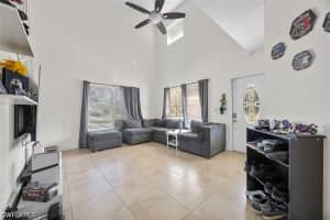 441 3rd St Sw, Naples