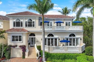 27710 Marina Isle Court, Bonita Springs, FL 34134 - MLS#226013924