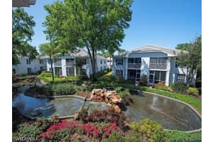 7074 Barrington Cir 202, Naples