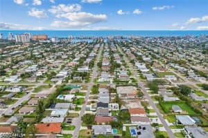 717 95th Avenue, Naples, FL 34108 - MLS#226013957