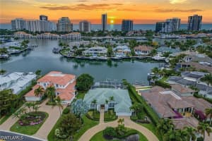 4459 Crayton Road, Naples, FL 34103 - MLS#226013974