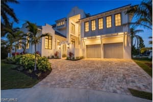 720 Hull Court, Marco Island, FL 34145 - MLS#226014020