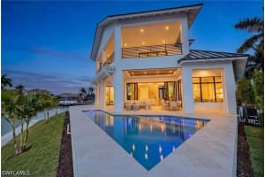 720 Hull Court, Marco Island, FL 34145 - MLS#226014020