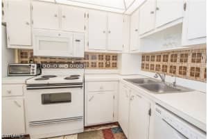 320 Seaview Court, Marco Island, FL 34145 - MLS#226014069