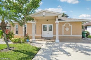 770 93rd Ave N, Naples