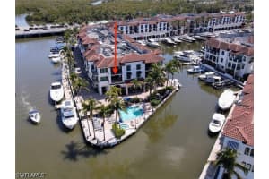 1490 5th Ave S 200b, Naples