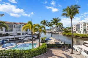 1490 5th Avenue, Naples, FL 34102 - MLS#226014095