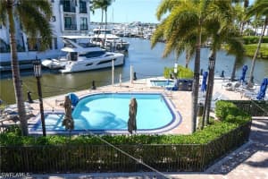 1490 5th Avenue, Naples, FL 34102 - MLS#226014095