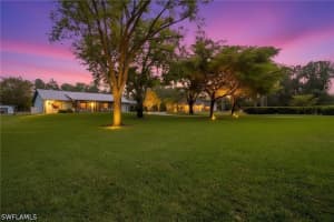 2210 19th Street, Naples, FL 34117 - MLS#226014108