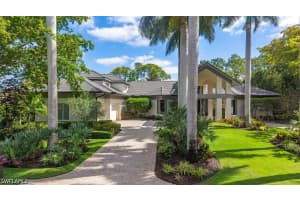 2701 BUCKTHORN Way, Naples, FL 34105 - MLS#226014131