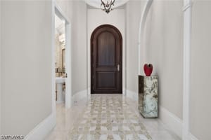 2679 CALADIUM Way, Naples, FL 34105 - MLS#226014133