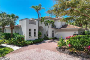 4661 Via Ravenna, Estero