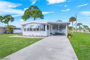 27520 Bourbonniere Drive, Bonita Springs, FL 34135 - MLS#226014265