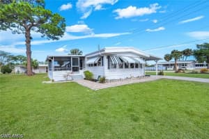 27520 Bourbonniere Drive, Bonita Springs, FL 34135 - MLS#226014265