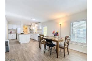 9 Moorhead Manor, Naples, FL 34112 - MLS#226014270