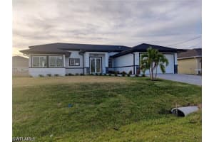 716 37th Avenue, Cape Coral, FL 33993 - MLS#226014295