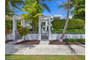 345 Banyan Boulevard, Naples, FL 34102 - MLS#226014337