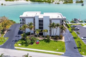 25875 Hickory Blvd 402, Bonita Springs