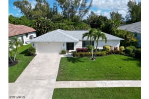 631 Diplomat Court, Marco Island, FL 34145 - MLS#226014345