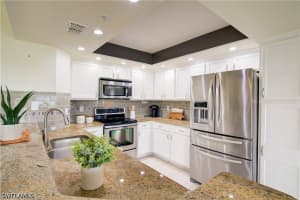 28044 Cavendish Court, Bonita Springs, FL 34135 - MLS#226014371