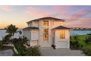 280 Estrellita Drive, Fort Myers Beach, FL 33931 - MLS#226014375