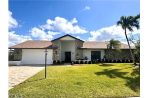 1203 Foxfire Lane, Naples, FL 34104 - MLS#226014442