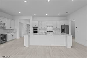 2090 Don Benito Way, Naples, FL 34120 - MLS#226014455