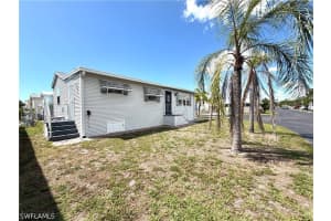 4501 Robert E Lee Boulevard, Estero, FL 33928 - MLS#226014483
