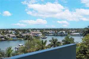 4751 Gulf Shore Boulevard, Naples, FL 34103 - MLS#226014536