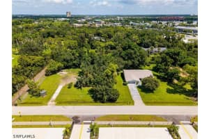 6890 Hendry Creek Drive, Fort Myers, FL 33908 - MLS#226014549