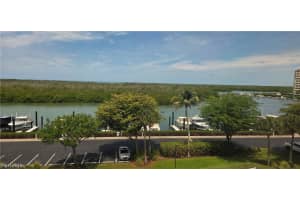 13105 Vanderbilt Drive, Naples, FL 34110 - MLS#226014570