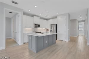 2633 Seychelles Circle, Naples, FL 34112 - MLS#226014588