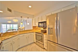 9590 Victoria Lane, Naples, FL 34109 - MLS#226014596
