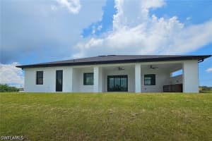 1321 19th Terrace, Cape Coral, FL 33909 - MLS#226014602