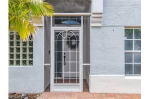 351 PINDO PALM Drive, Naples, FL 34104 - MLS#226014604