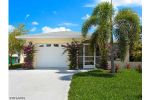 625 97th Avenue, Naples, FL 34108 - MLS#226014626
