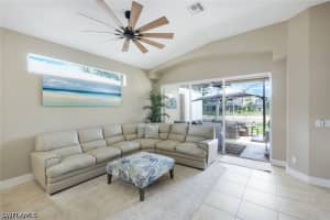 8612 IBIS COVE Circle, Naples, FL 34119 - MLS#226014673