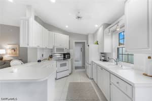 4142 Los Altos Court, Naples, FL 34109 - MLS#226014683