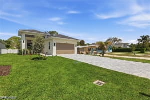 1027 Frank Whiteman Boulevard, Naples, FL 34103 - MLS#226014702